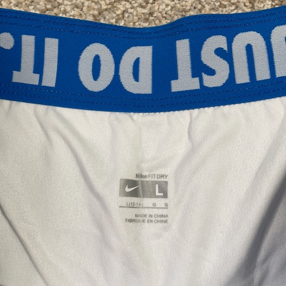 NWT Nike Fit Dry Light Blue Running Shorts SZ L - Picture 4 of 7